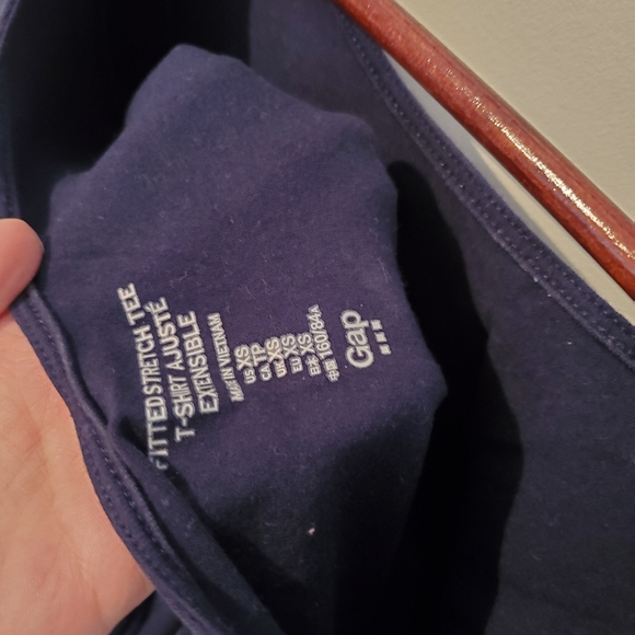 GAP Bodysuit - Picture 3 of 3